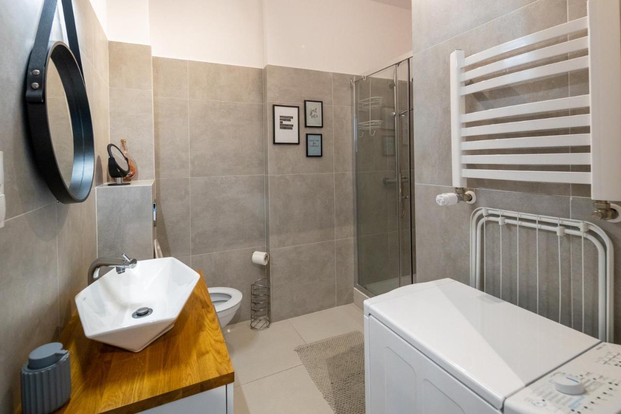 Apartament Zakatek Z Miejscem Parkingowym Bielsko-Biała Exterior foto